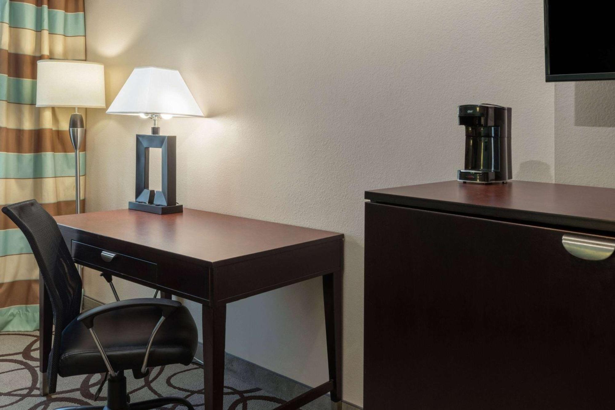La Quinta By Wyndham Fort Worth - Lake Worth Exteriér fotografie